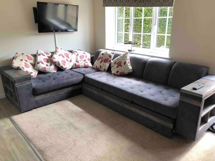 Entire Guest Suite With Gated Property Broad Blunsdon Esterno foto